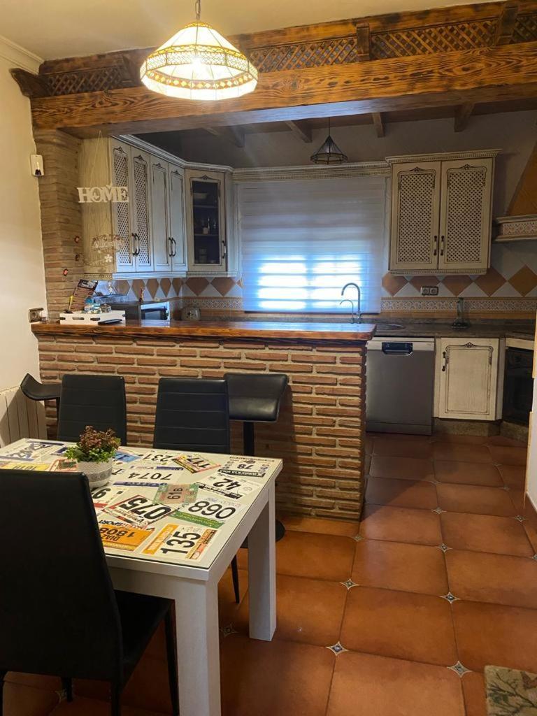Villa Casa Albarracin à Setenil De Las Bodegas Extérieur photo